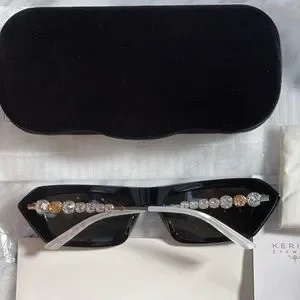 Gucci | Accessories | Gucci Swarovski Crystal Embellished  display picture 3